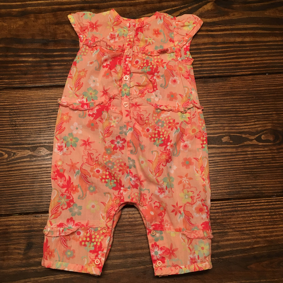 Cakewalk Other - Cakewalk Baby Peach Floral Romper Size 6M
